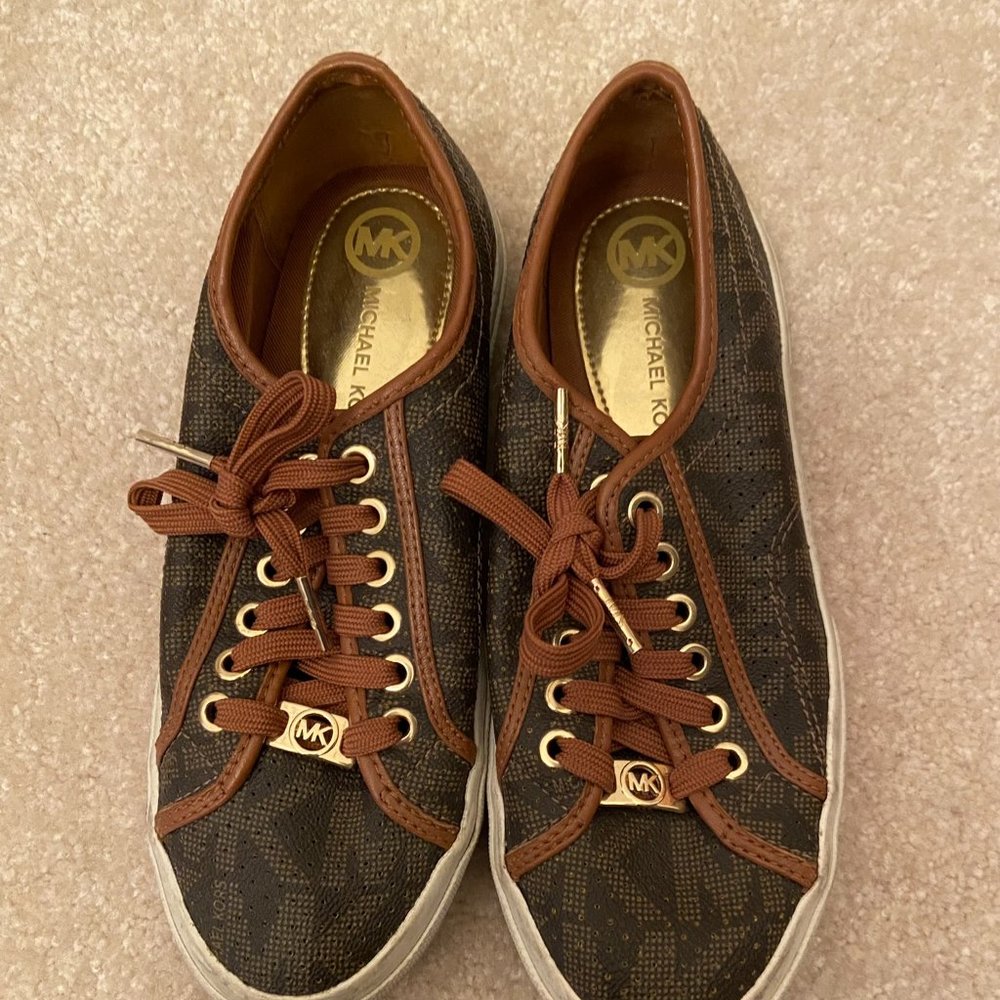 Michael Kors Size 6 Sneakers